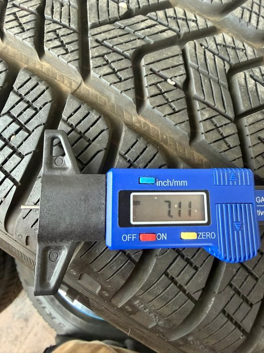 4бр. Зимни гуми Pirelli с джанти за Mercedes