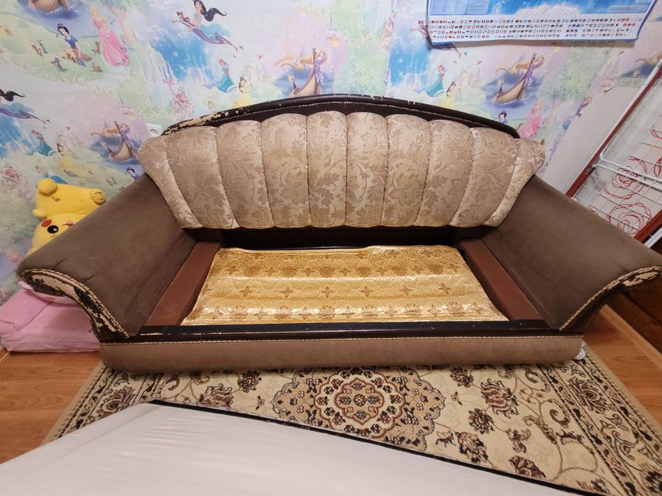 Диван продам б/у