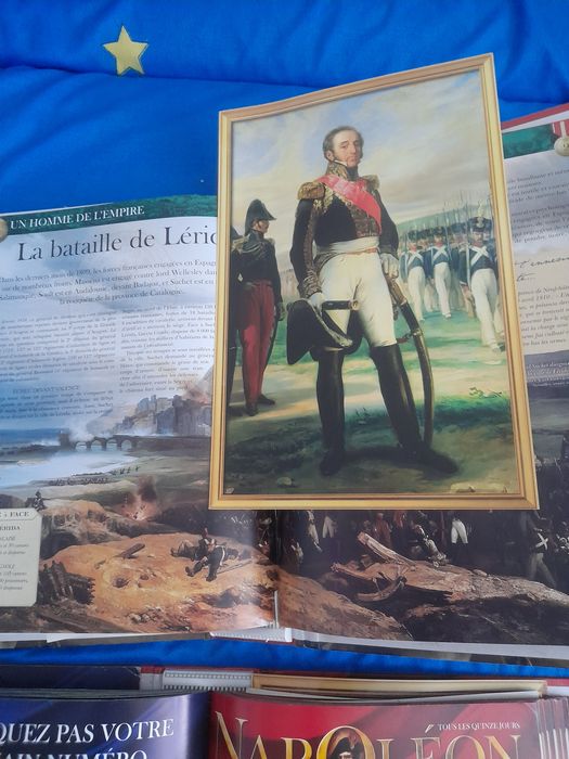 Vând colecție de reviste cu Napoleon!