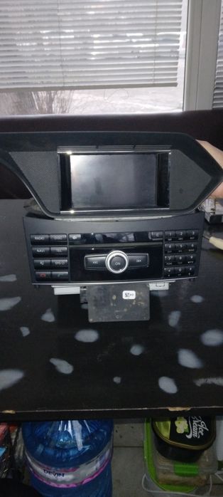 Навигация за мерцедес Е212