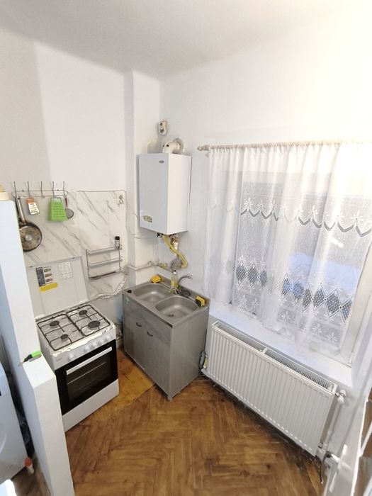 Garsonieră Predeal — 300 m de gară, renovată, parcare inclusă