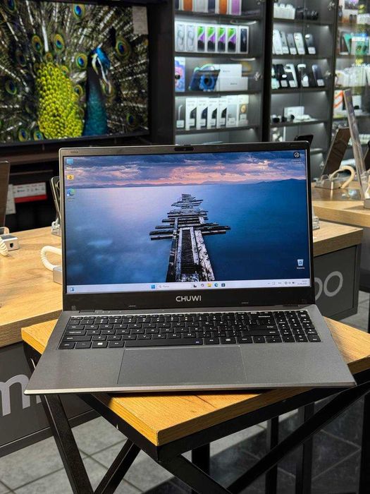 Ноутбук CHUWI Celeron/ 8GB/ SSD 256GB