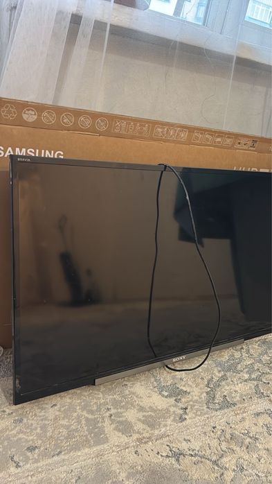 Продам телевизор SONY