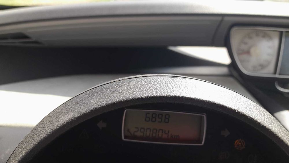 Peugeot 807  (3500 Euro)