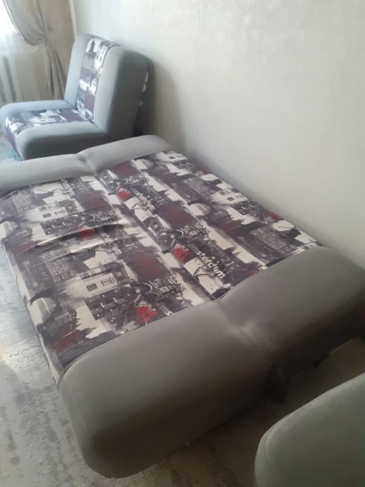 Продам диван и кресло