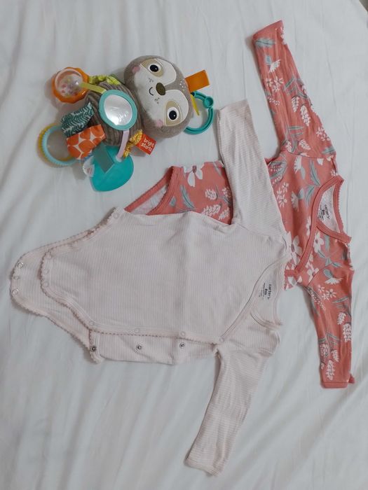 Одежда боди Carters для девочки 9м