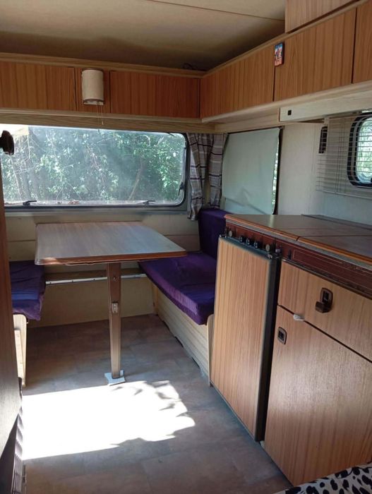 Каравана за къмпинг