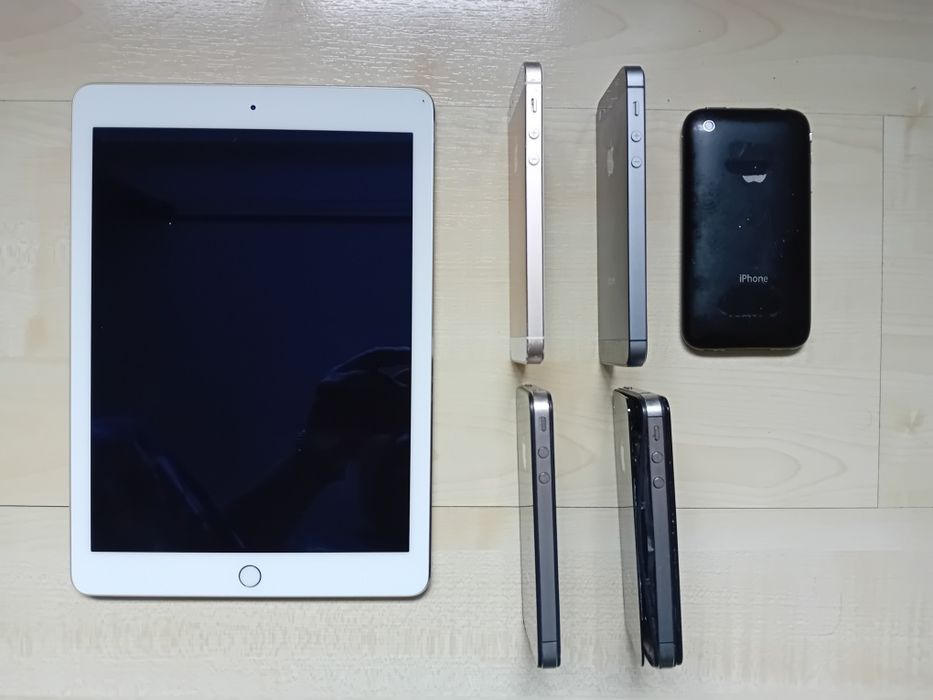 Lot iPhone și iPad defecte