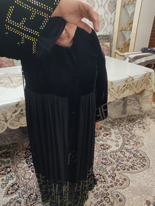 Продается  абая. .