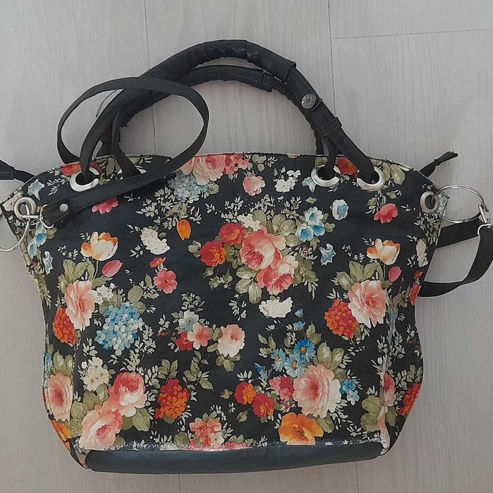 Чанта на цветя от еко кожа