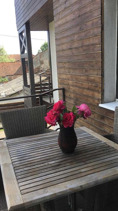 Inchiriez/Vand casa in comuna Bascov stradal la 500m de Primarie