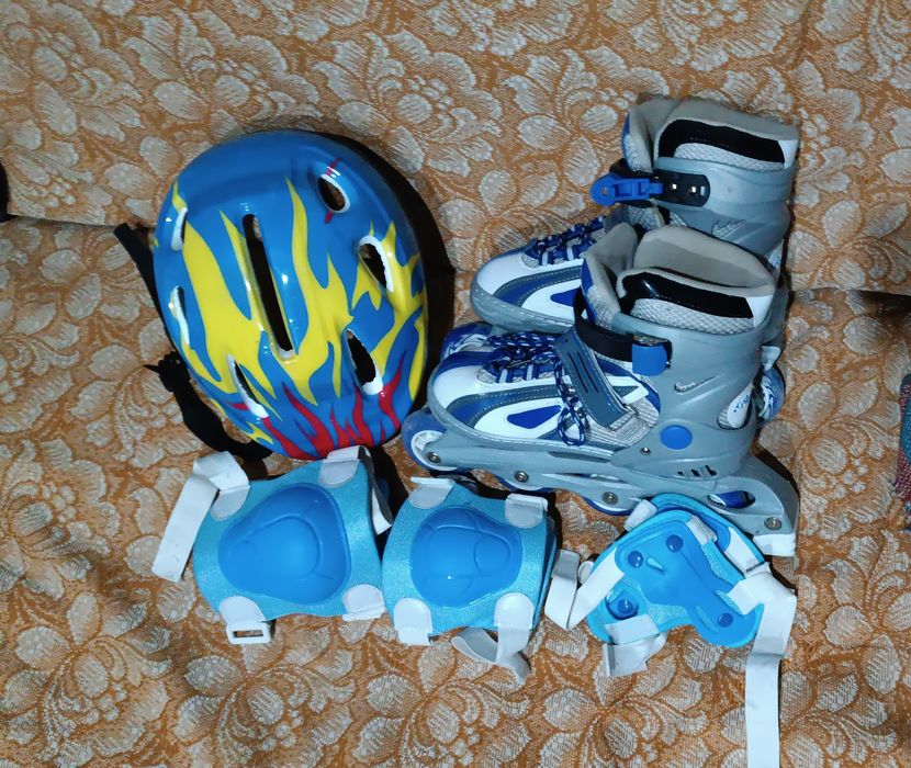 (без доставки) Ролики раздвижные 35-38 (полный комплект)