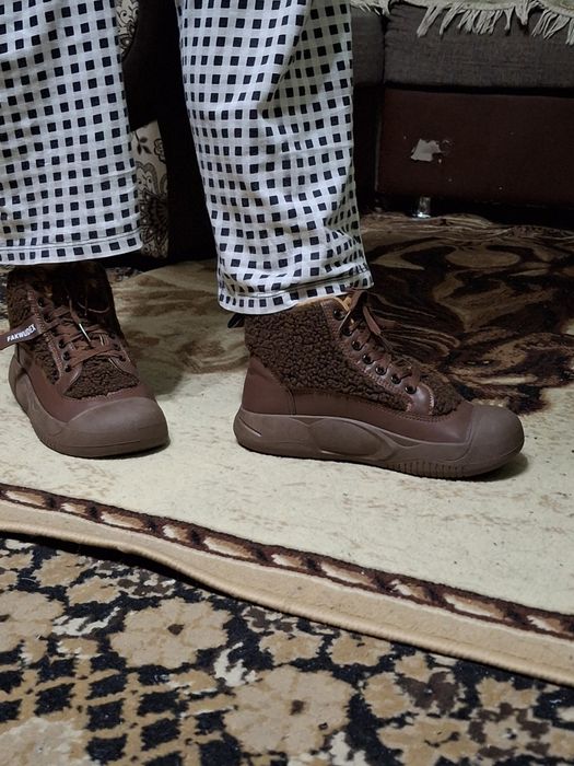 Кроссовки зимние