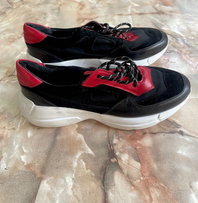 Pantofi Bigotti  44 noi . Set 2 buc