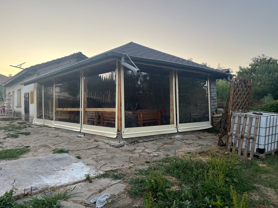 Ветроупорни завеси кристал вини PVC найлон барбекю сенници тенти перголи шатри навес ветробрани