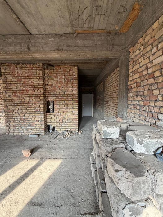 Новостройка ЖК Sayram 2-3 комнатная 2 этаж, 86м2.Коробка.Есть Кадастр