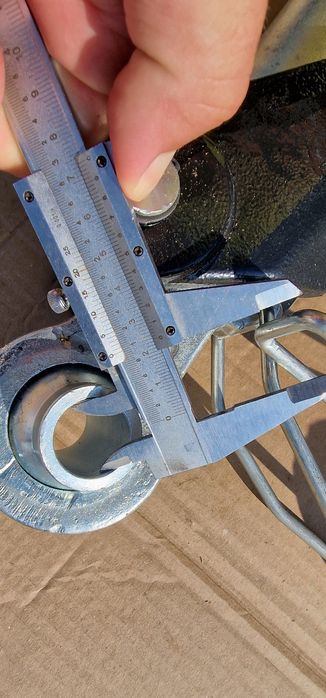 Ancora stabilizator new holland T7000 T7050 T7060 Tm 175 Tm190  T7000 T7060Ac T7070AC .pret 1650 lei bucata se poate trimite prin curier rapid în toat
