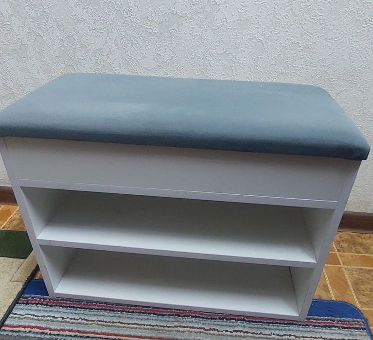 Обувница в отличном состоянии