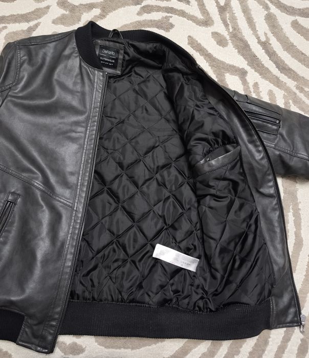 Демисезонная куртка.