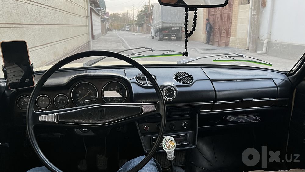 Vaz 2106 sotiladi