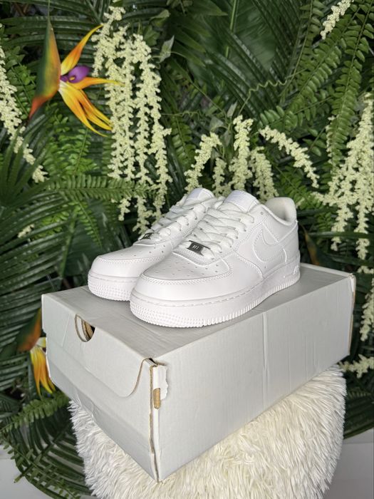 Nike Air Force 1 Low Triple White