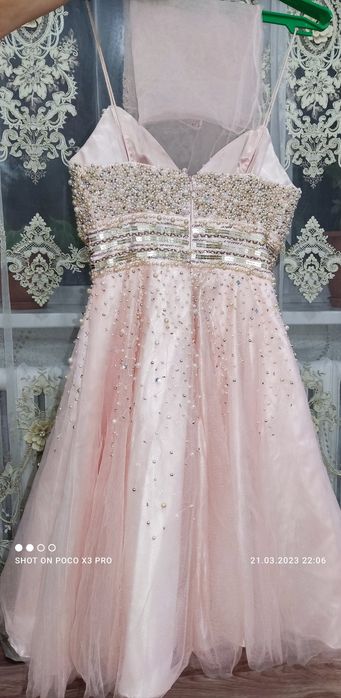 Продам платье ручной работы