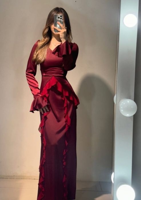 Продается платье