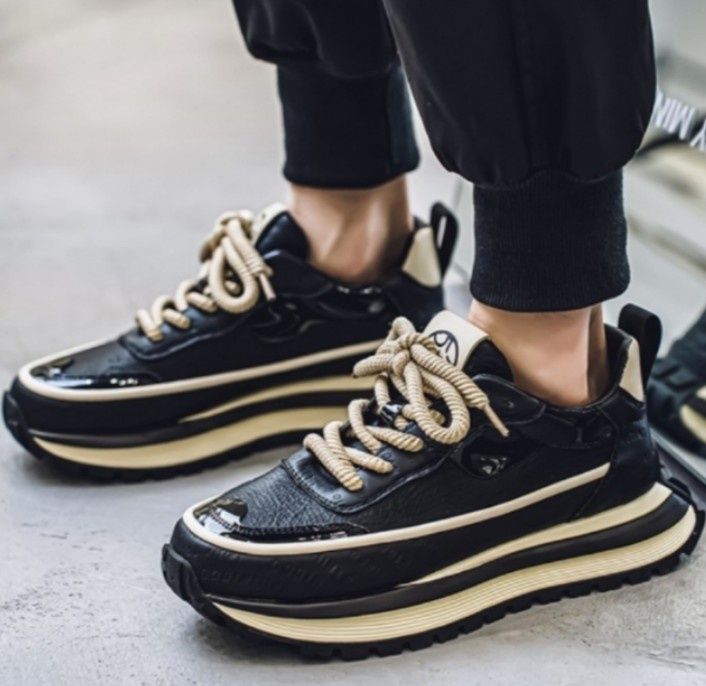 Продам кросовки новые 42,43