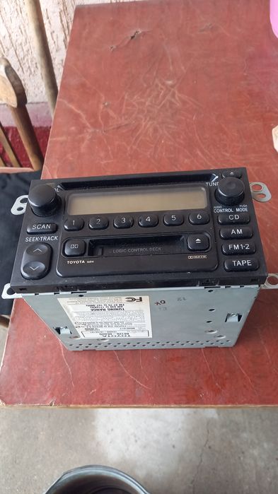 Продам авто магнитолу