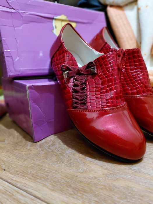 Туфли детские новые