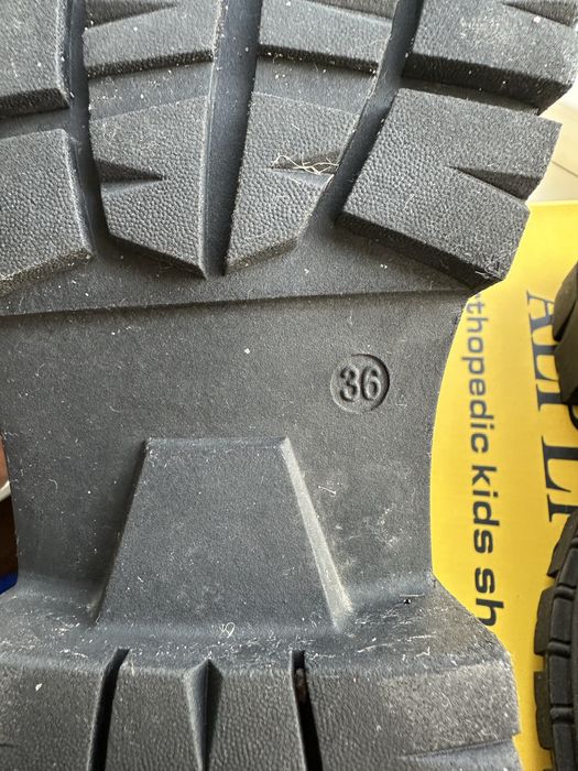 Осенние ботинки 36