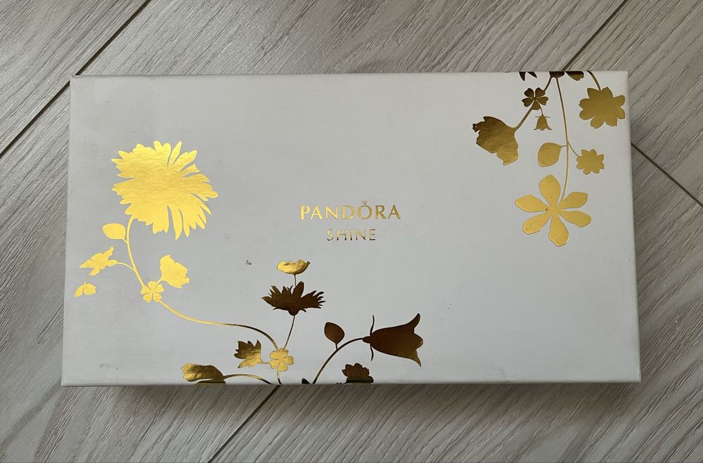 Продам клатч Pandora, новый