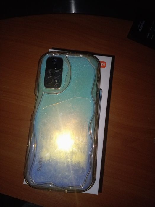 Продам телефон Redmi