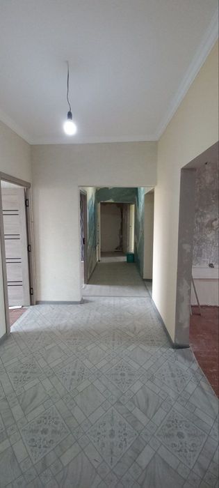 Тошкент обл бекобода 14-82 4хонали уй сотилади срочно келишилади