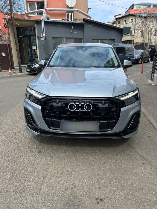 Audi Q7 Audi Q7 50 TDI Quattro 286 CP- S line - prim proprietar- 21.800 km