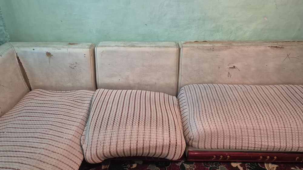 Тез арада диван сатылады!СРОЧНО