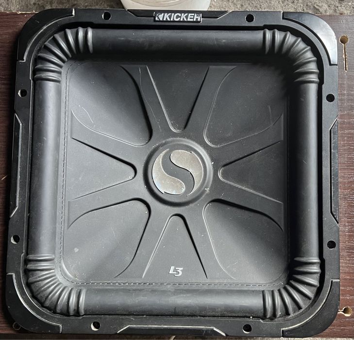 Сабвуфер KICKER L3 15дюймов