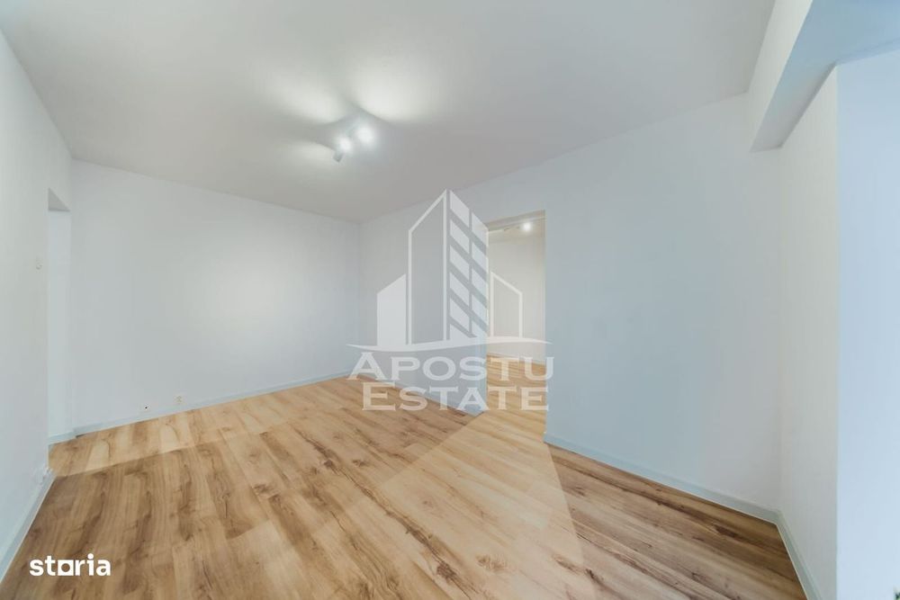 OCAZIE / Aurel Vlaicu / 2 camere renovate LUX