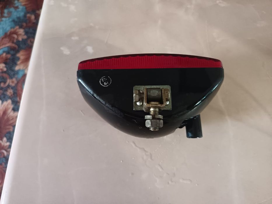 Фонарь задний на машину