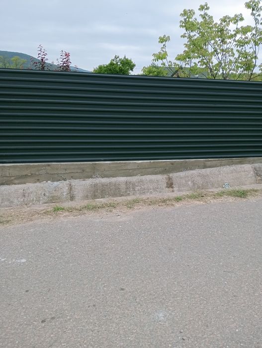 Vând garduri și porți din tabla cutata