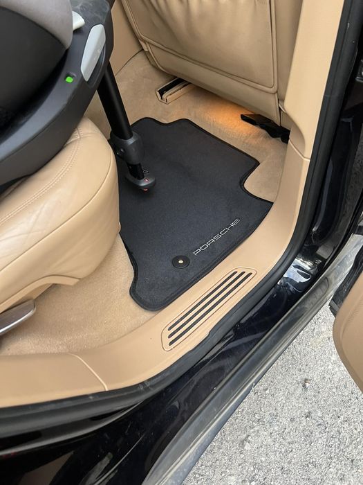 Стелки за Porsche Cayenne 2010 - 2018 по поръчка