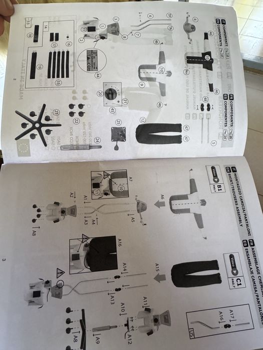 Aparat EOLI SA04 pentru uscat si calcat camasi bluze sau pantaloni