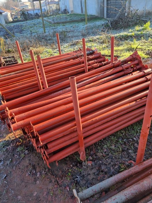 Продавам хюнебеци подпори  3,60м