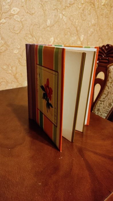 Большой Фотоальбом для впечатления моментов.