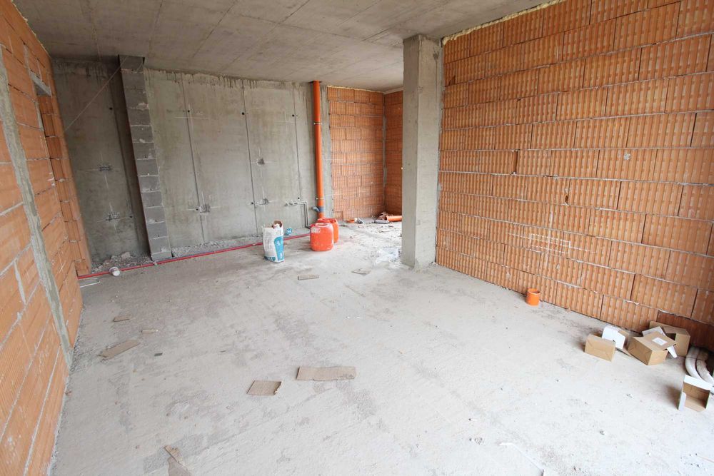 Продава се Тристаен апартамент в Пловдив, Тракия - 109 кв.м за 927 €/кв.м - Снимка #2