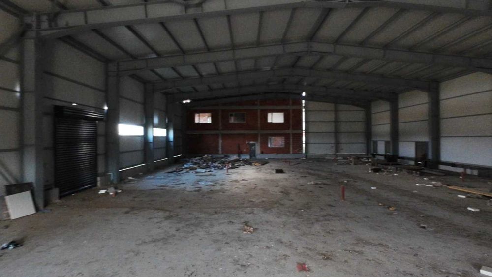 Продава се Промишлена сграда в с. Козаревец, Област Велико Търново - 6861 кв.м за 100 €/кв.м - Снимка #6