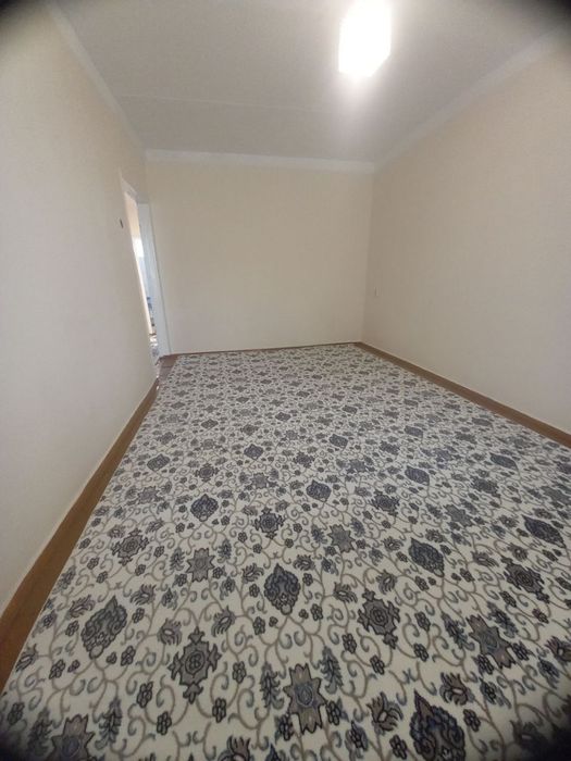 2 ҳоналик 77 серий 6 метр Балконлик квартира сотилад