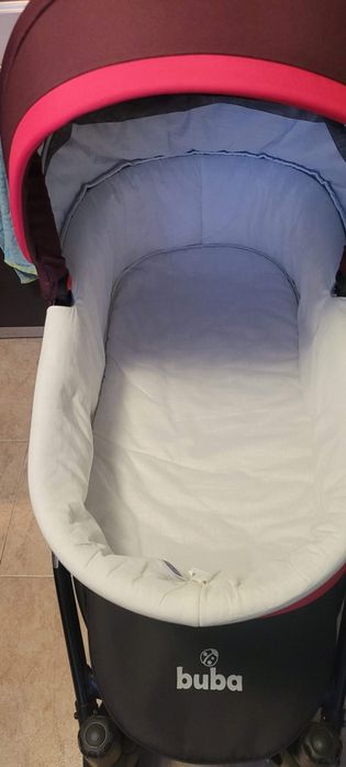 Бебешки количка, стол за хранене и легло