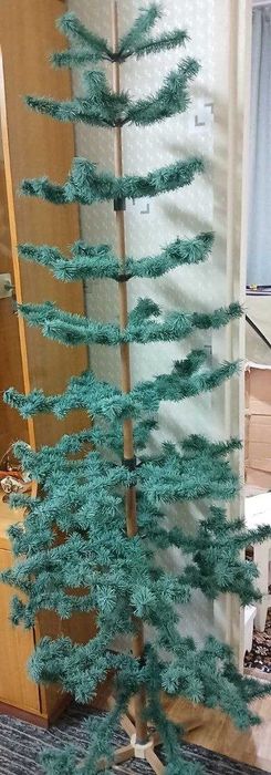 Продаем новогоднюю Ёлку - искусственную