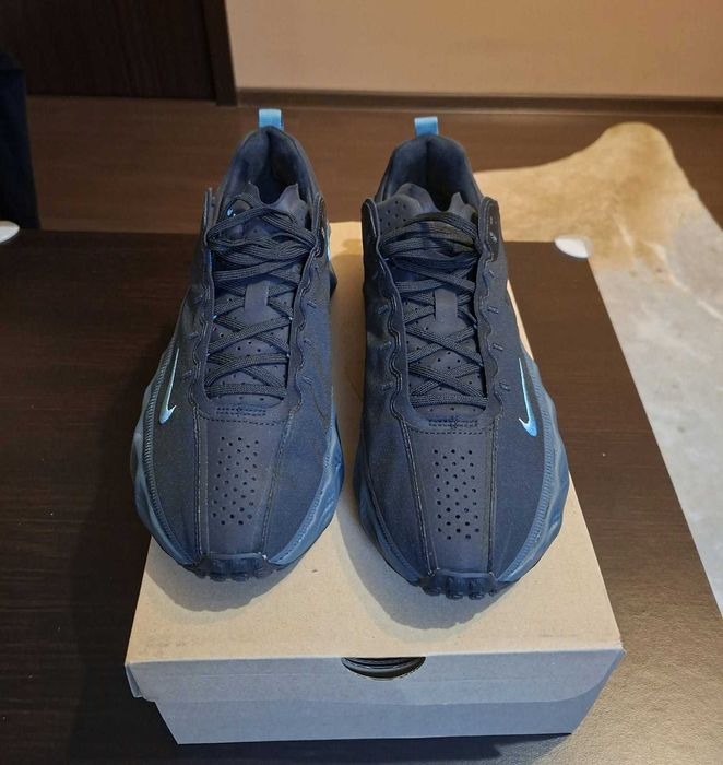 Маратоники Nike Ava Rover